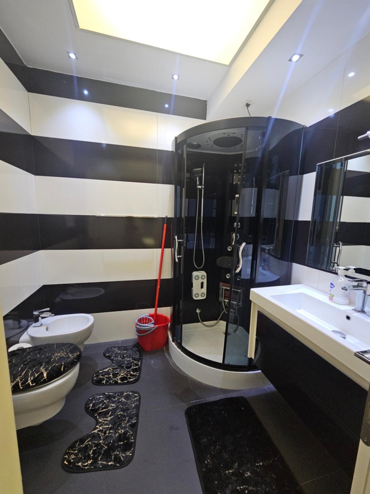Aura Skanderbeg Square Apartments 티라나 객실 사진